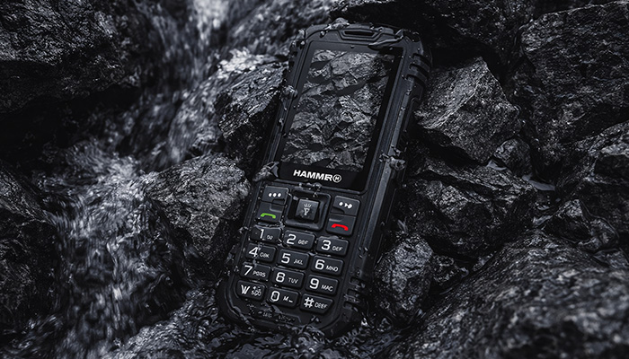 Telefon w potoku